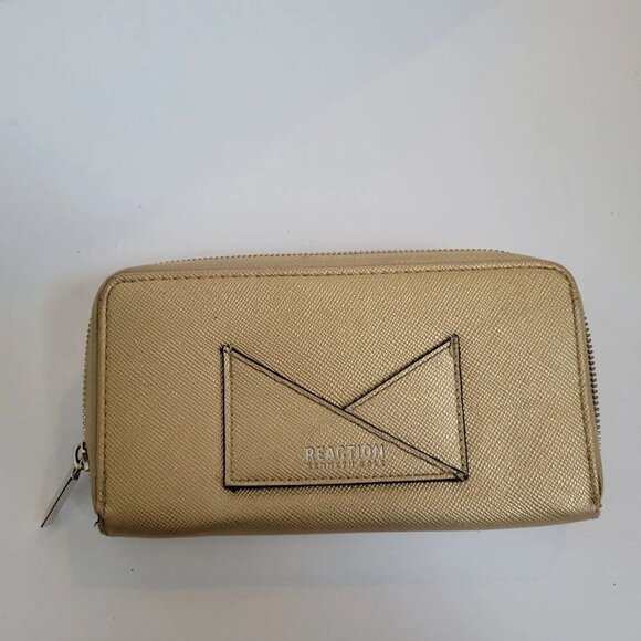 Great Kenneth Cole Reaction Women's Whitney Wallet Organizer - Gold - - Picture 3 of 6